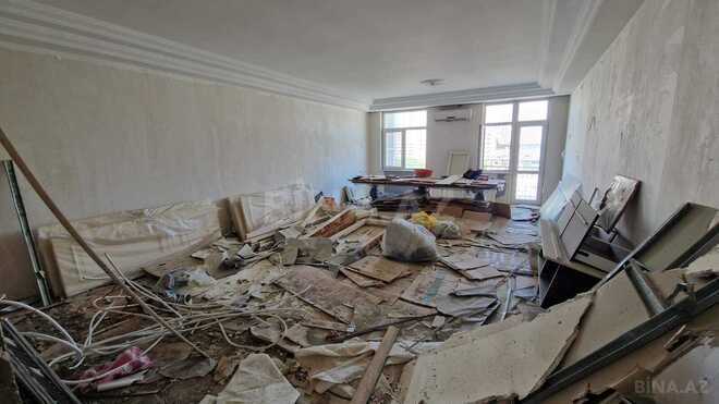 Продаётся 4-комн. новостройка 200 м², м. Низами, photo 3 from 15