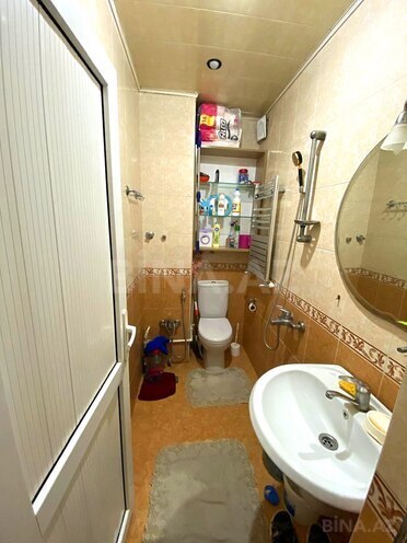 Satılır 2 otaqlı köhnə tikili 40 m², Qara Qarayev m., photo 8 from 16