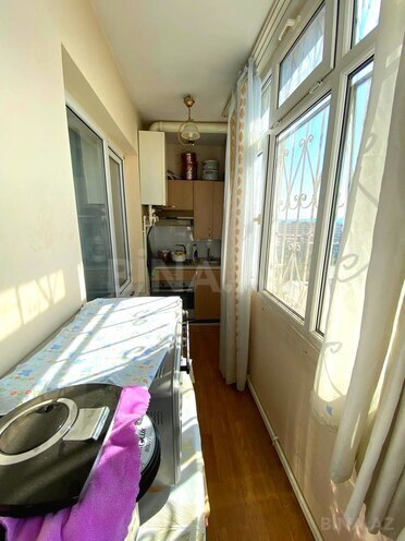 Satılır 2 otaqlı köhnə tikili 40 m², Qara Qarayev m., photo 10 from 16