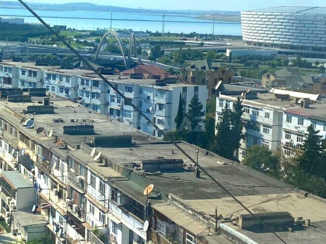 Satılır 2 otaqlı köhnə tikili 40 m², Qara Qarayev m., photo 12 from 16