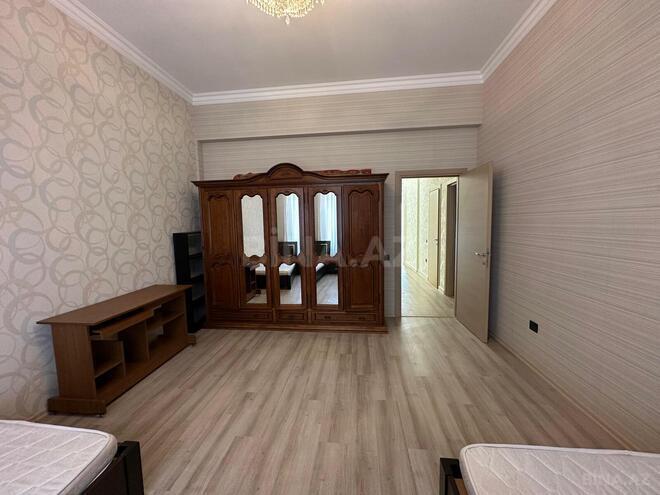 Сдаётся 3-комн. новостройка 150 м², Насиминский  р., photo 11 from 18