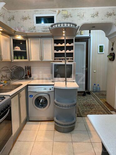 İcarəyə verilir 2 otaqlı köhnə tikili 65 m², 28 May m., photo 9 from 23