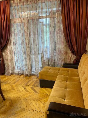 İcarəyə verilir 2 otaqlı köhnə tikili 65 m², 28 May m., photo 3 from 23
