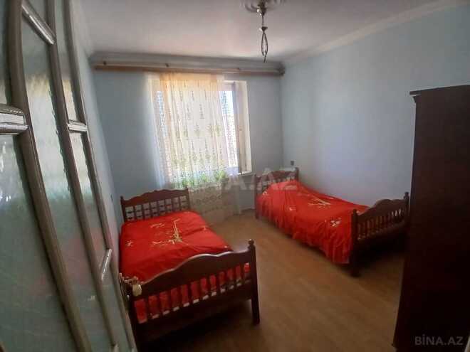 Продаётся 2-комн. вторичка 60 м², м. Иншаатчылар, photo 4 from 7