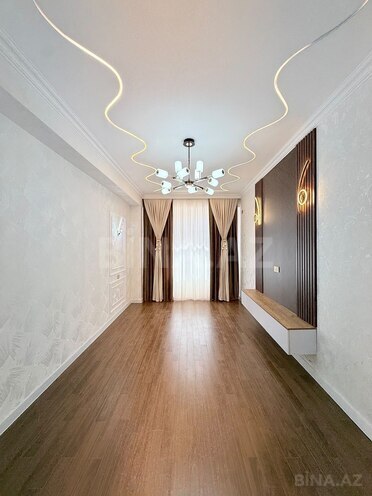 Сдаётся 2-комн. новостройка 65 м², photo 1 from 11