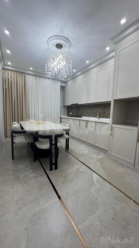 Сдаётся 3-комн. новостройка 112 м², м. 8 ноября, photo 13 from 21
