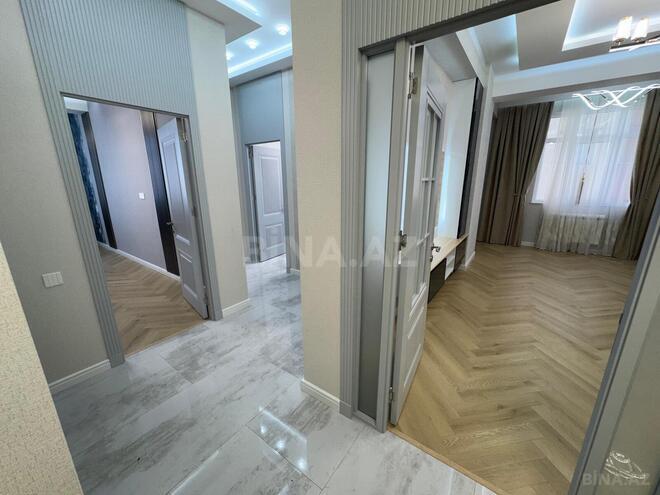 Продаётся 3-комн. новостройка 105 м², м. Кара Караев, photo 16 from 17