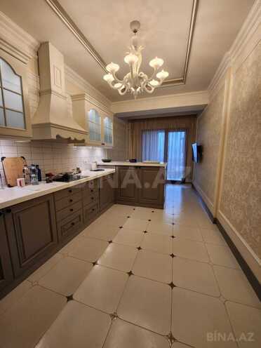 İcarəyə verilir 3 otaqlı yeni tikili 215 m², Nərimanov r., photo 18 from 32