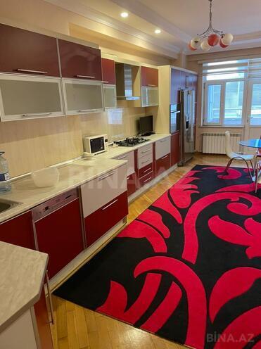 İcarəyə verilir 3 otaqlı yeni tikili 150 m², Şah İsmayıl Xətai m., photo 5 from 12