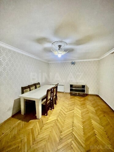 Продаётся 3-комн. вторичка 85 м², м. Кара Караев, photo 4 from 10