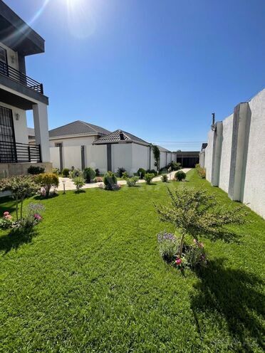 Satılır 5 otaqlı həyət evi/bağ evi 190 m², Novxanı q., photo 1 from 30