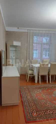 Satılır 3 otaqlı köhnə tikili 80 m², Şah İsmayıl Xətai m., photo 1 from 7