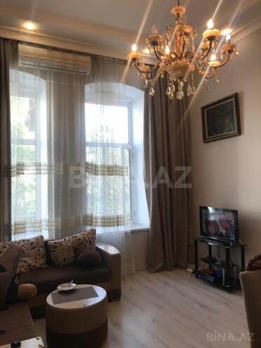 Satılır 3 otaqlı köhnə tikili 100 m², Sahil m., photo 13 from 17