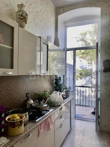 Satılır 3 otaqlı köhnə tikili 100 m², Sahil m., photo 7 from 17