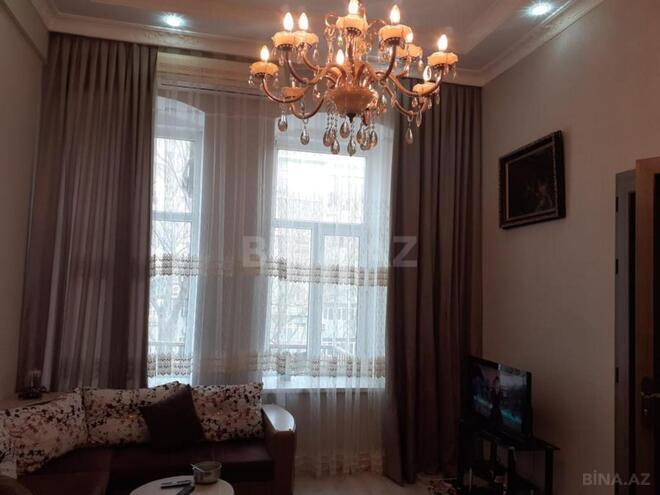 Satılır 3 otaqlı köhnə tikili 100 m², Sahil m., photo 8 from 17