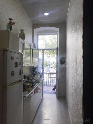 Satılır 3 otaqlı köhnə tikili 100 m², Sahil m., photo 11 from 17