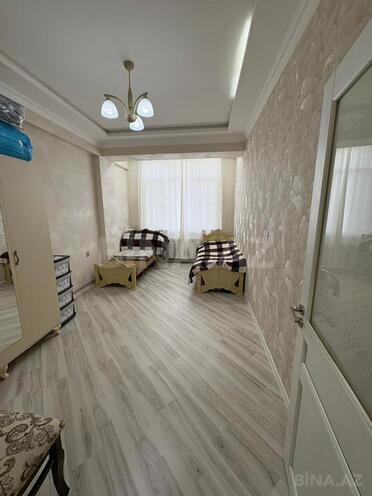 Сдаётся 2-комн. новостройка 65 м², Абшеронcкий  р., photo 11 from 16