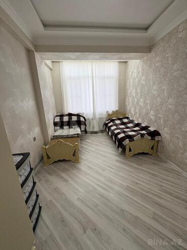 Сдаётся 2-комн. новостройка 65 м², Абшеронcкий  р., photo 13 from 16