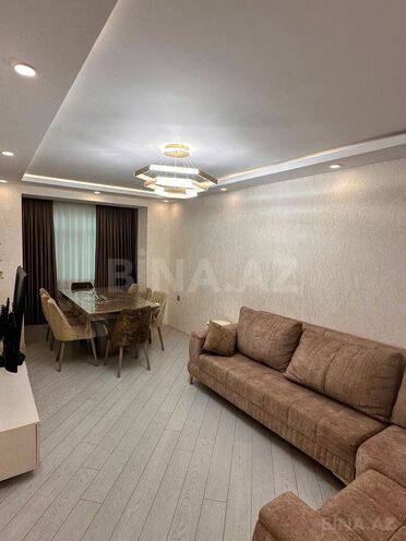 Satılır 3 otaqlı köhnə tikili 90 m², Qaraçuxur q., photo 1 from 16