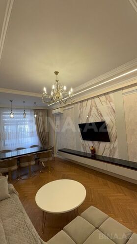Сдаётся 3-комн. новостройка 118 м², м. Элмляр Академиясы, photo 15 from 16