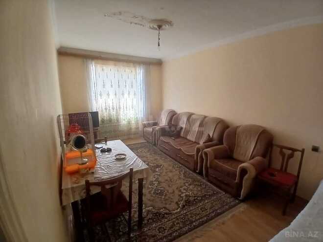 Продаётся 2-комн. вторичка 60 м², м. Иншаатчылар, photo 1 from 7