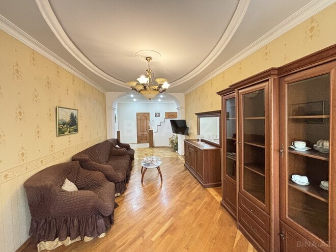 Продаётся 3-комн. новостройка 130 м², м. Низами, photo 4 from 22