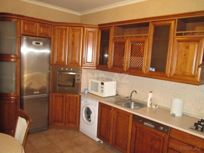 Satılır 3 otaqlı köhnə tikili 96 m², Elmlər Akademiyası m., photo 5 from 7