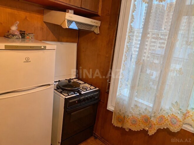 İcarəyə verilir 2 otaqlı köhnə tikili 40 m², İnşaatçılar m., photo 14 from 15