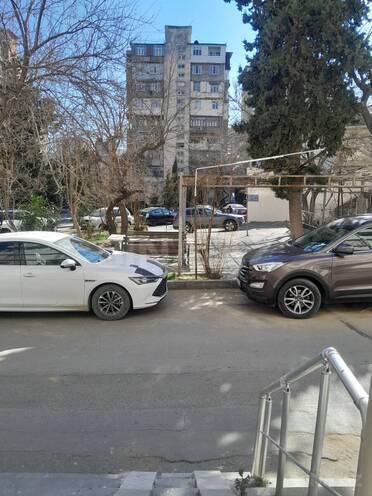 Satılır 3 otaqlı köhnə tikili 85 m², Azadlıq Prospekti m., photo 19 from 22