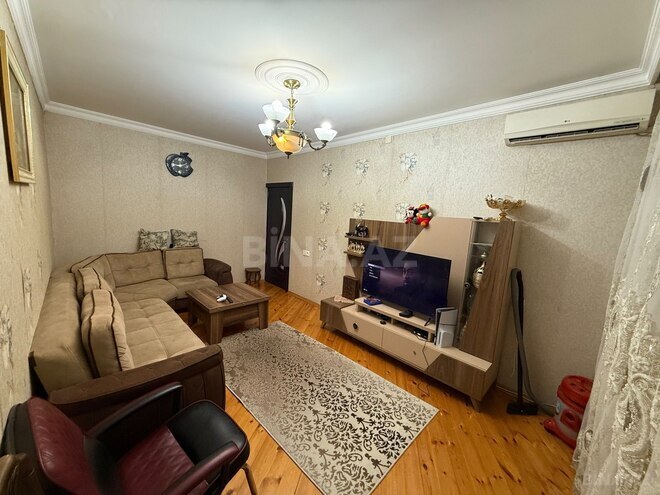 Satılır 3 otaqlı köhnə tikili 80 m², Yeni Günəşli q., photo 1 from 15
