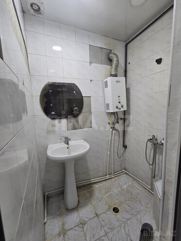 Продаётся 3-комн. вторичка 70 м², м. Ази Асланов, photo 8 from 14