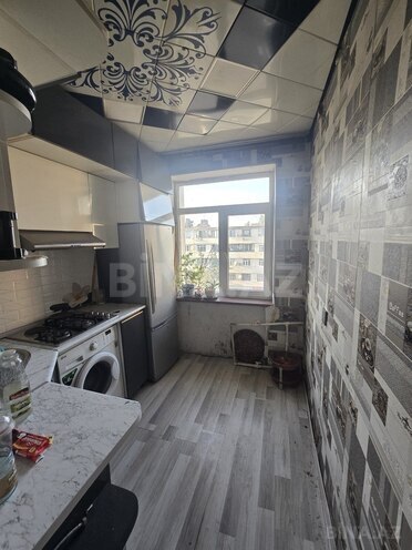 Продаётся 3-комн. вторичка 70 м², м. Ази Асланов, photo 6 from 14