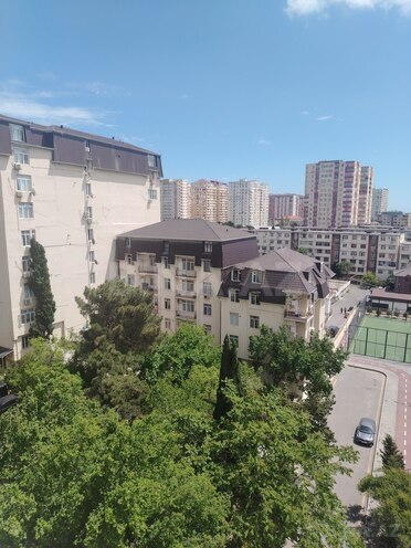 Satılır 5 otaqlı köhnə tikili 125 m², Həzi Aslanov m., photo 27 from 32