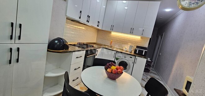 Satılır 3 otaqlı köhnə tikili 85 m², Yasamal r., photo 15 from 20
