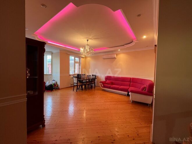 Satılır 8 otaqlı həyət evi/bağ evi 230 m², Novxanı q., photo 14 from 31