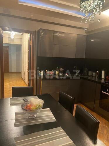 Продаётся 3-комн. новостройка 100 м², Хатаинский р., photo 4 from 11