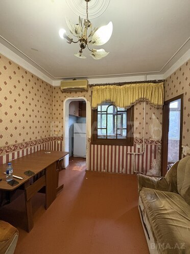 Продаётся 3-комн. вторичка 50 м², м. Мемар Аджеми, photo 1 from 16