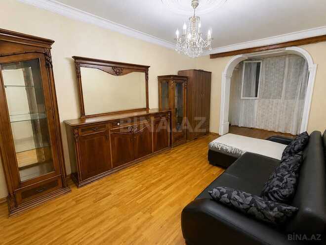 Satılır 2 otaqlı köhnə tikili 35 m², Qara Qarayev m., photo 3 from 9