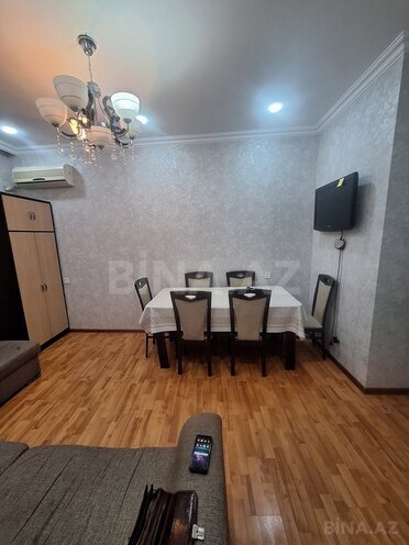 Сдаётся 2-комн. вторичка 50 м², м. Сахил, photo 1 from 8