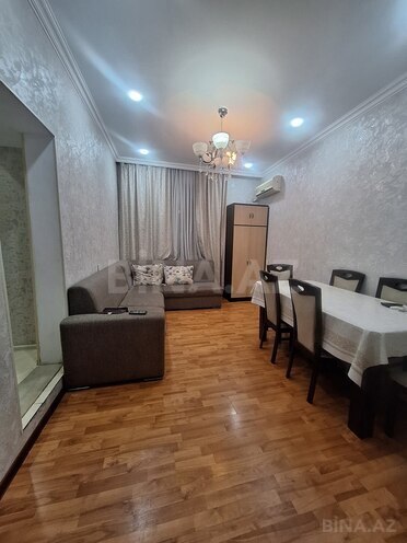 Сдаётся 2-комн. вторичка 50 м², м. Сахил, photo 3 from 8