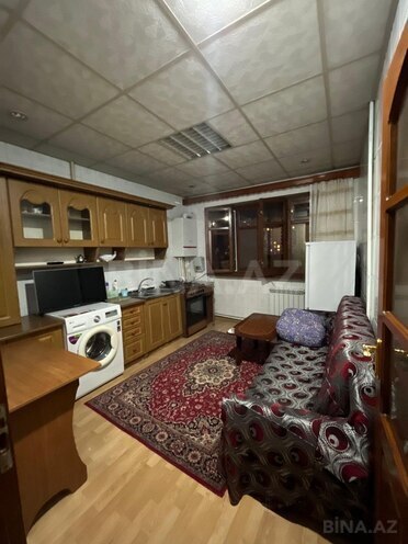 Продаётся 2-комн. вторичка 65 м², пос. 8-й мкр, photo 1 from 10