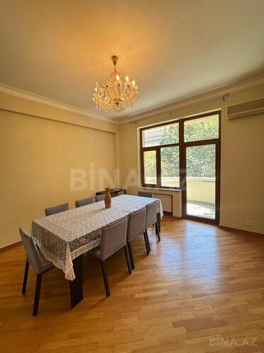 Satılır 4 otaqlı yeni tikili 152 m², 28 May m., photo 17 from 30