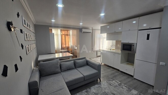 Продаётся 2-комн. вторичка 50 м², photo 1 from 12