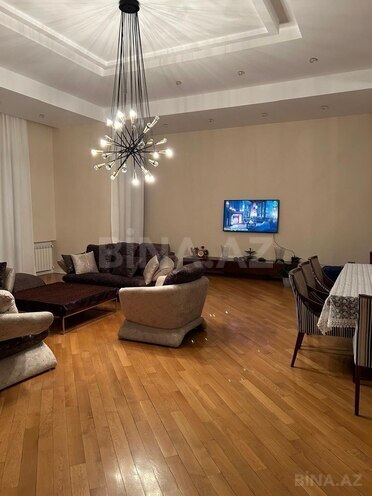 Satılır 7 otaqlı həyət evi/bağ evi 500 m², Mərdəkan q., photo 18 from 24