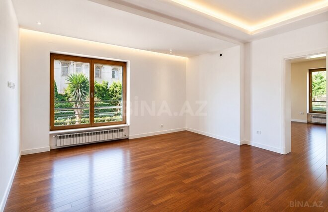 Satılır 7 otaqlı həyət evi/bağ evi 700 m², Badamdar q., photo 20 from 30