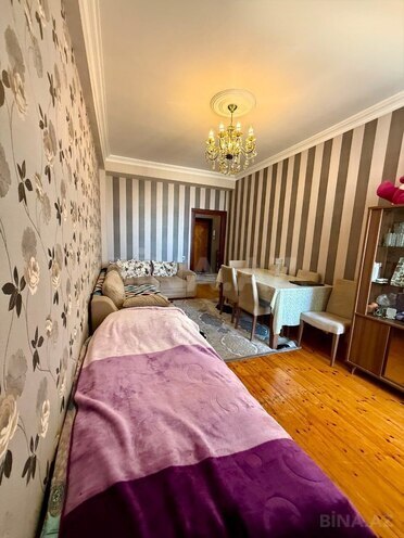 Satılır 2 otaqlı yeni tikili 70 m², İnşaatçılar m., photo 3 from 12