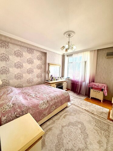 Satılır 2 otaqlı yeni tikili 70 m², İnşaatçılar m., photo 5 from 12