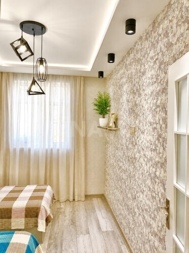 Satılır 3 otaqlı köhnə tikili 75 m², Qara Qarayev m., photo 11 from 14