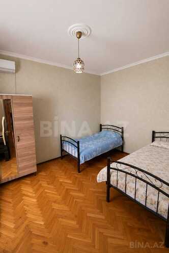 Сдаётся 3-комн. вторичка 100 м², м. Ичеришехер, photo 5 from 6