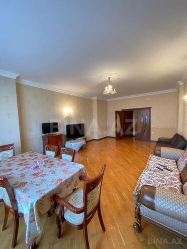 Сдаётся 3-комн. новостройка 130 м², пос. 1-й мкр, photo 3 from 11
